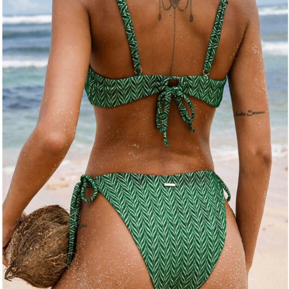 BERLOOK Reversible Geometric Textured Knot TOP AND BOTTOM 03 - Picture 2 of 16